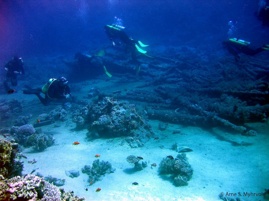 2006- Yolanda reef (15).jpg